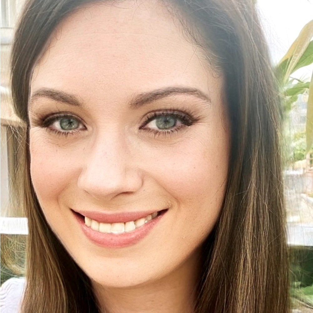 Meet your Posher, Camille